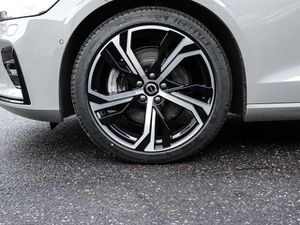 Volvo V60 Kombi Plus Dark Leder Digitales Cockpit Memory Sit