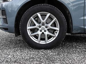 Volvo XC60 Core 2WD Digitales Cockpit Soundsystem LED Sperrdi