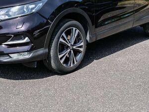 Nissan Qashqai N-Connecta Panorama Navi 360 Kamera ACC Mehrzonenk