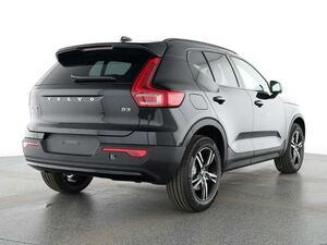Volvo XC40 Plus Dark 2WD Digitales Cockpit Memory Sitze Sound