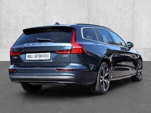 Volvo V60 Kombi Core Digitales Cockpit Soundsystem LED Kurve