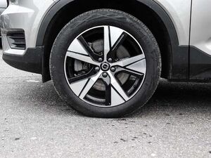 Volvo XC40 R Design Recharge Plug-In Hybrid 2WD AHK Navi Digi
