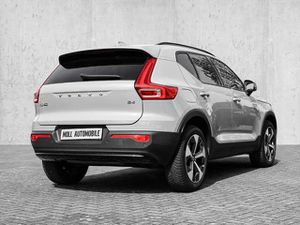 Volvo XC40 Plus Dark 2WD B4 EU6d digitales Cockpit Memory Sit