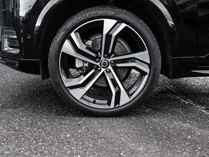 Volvo XC90 Ultimate Bright AWD 7-Sitzer HUD AD StandHZG Digit