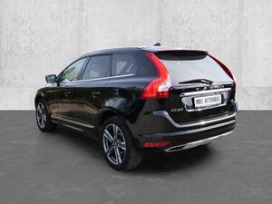 Volvo XC60 Summum 2WD El. Panodach Navi Leder Digitales Cockp