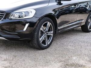 Volvo XC60 Summum 2WD El. Panodach Navi Leder Digitales Cockp