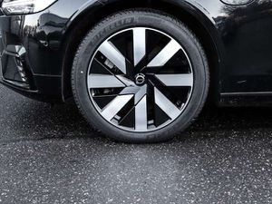 Volvo V90 Kombi Plus Dark Recharge Plug-In Hybrid AWD StandH