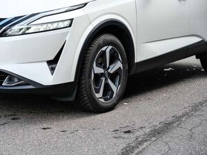 Nissan Qashqai N-Connecta 1.3 DIG-T MHEV EU6d Navi 360 Kamera LED