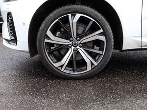 Volvo XC60 Ultimate Dark AWD HUD StandHZG Leder Digitales Coc