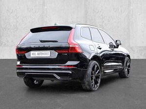Volvo XC60 Plus Black Edition Recharge Plug-In Hybrid AWD Sta