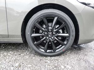 Mazda 3 2025 2.5L e-SKYACTIV G 140ps 6AT FWD Homura