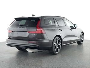 Volvo V60 Kombi Plus Dark Recharge Plug-In Hybrid AWD StandH
