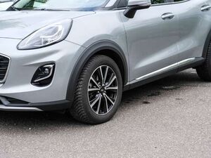 Ford Puma Titanium 125PS Allwetter Winter Paket Navi LED DAB