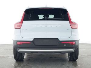 Volvo XC40 Core 2WD Digitales Cockpit Memory Sitze Soundsyste