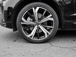 Volvo XC60 Ultimate Dark AWD B5 Benzin EU6d Allrad HUD StandH