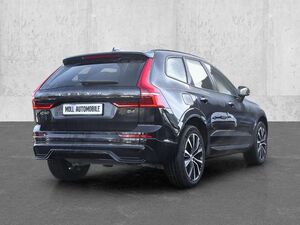 Volvo XC60 Plus Dark 2WD StandHZG El. Panodach Digitales Cock