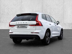 Volvo XC60 Momentum Pro 2WD AHK Navi Leder Digitales Cockpit