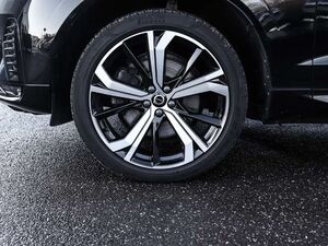 Volvo XC60 R Design 2WD AHK Leder Digitales Cockpit Memory Si