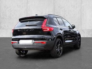 Volvo XC40 B4 Plus Black Edition Panorama AHK
