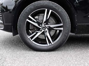 Volvo XC60 R Design B4 2WD AHK Digitales Cockpit Memory Sitze