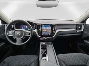 Volvo XC60 B4 Core Cam/PDC/Winter-Paket