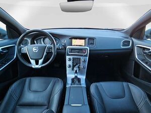 Volvo V60 D4 Geart. Linje Svart - Leder/Navi/Cam