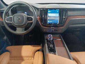 Volvo XC60 B6 AWD PLUS - Light  Armoured Vehicle NIJ3A