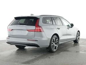 Volvo V60 B4 Plus Dark HEAD UP/ PANO/ 360°/ HK SOUND/