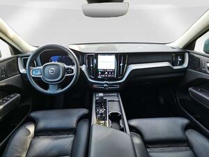 Volvo XC60 B4 D AWD Plus Bright PANO/ 360°/AHK/Sthzg.