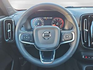 Volvo XC40 T2 Core Cam/PDC/LED