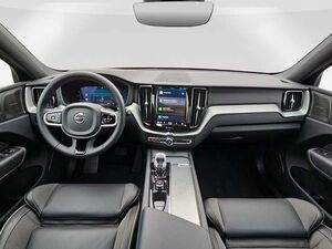Volvo XC60 B5 Plus Black Edition AWD AHK/360°/Pano