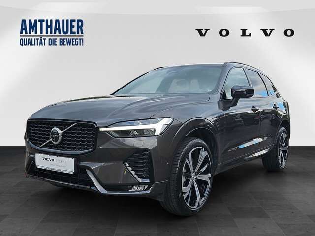 Volvo XC60 B4 Ultimate Dark - VOLL/ Luftfahr/ B&W/Pano