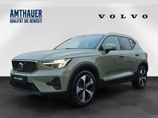 Volvo XC40 Core 2WD 360°/ ACC/ BLIS/ 19