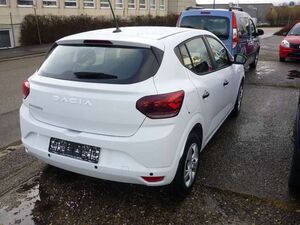 Dacia Sandero Essential TCE 90  Klima , Radio ,