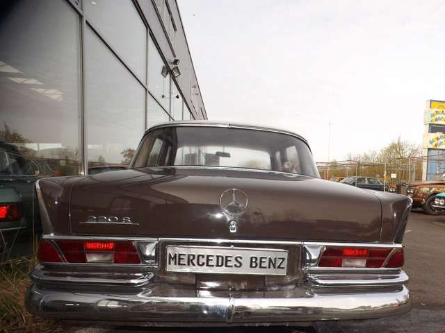 Mercedes-Benz 220 SB-Liebhaber gesucht!