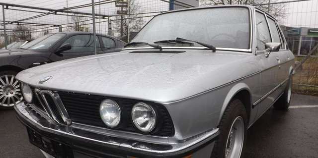 BMW 520 - erste Serie - restauriert - nur 85.000km!