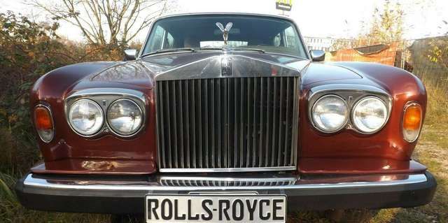 Rolls-Royce Wraith Silver Wraith II (darf's auch mal in rot sein?)