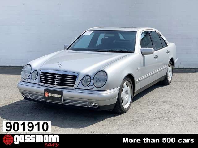 Mercedes-Benz E320 Avantgarde W210