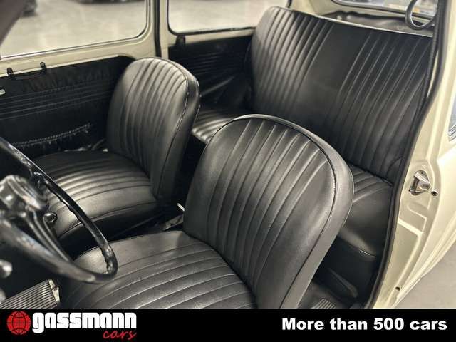 SEAT Sonstige 600 E