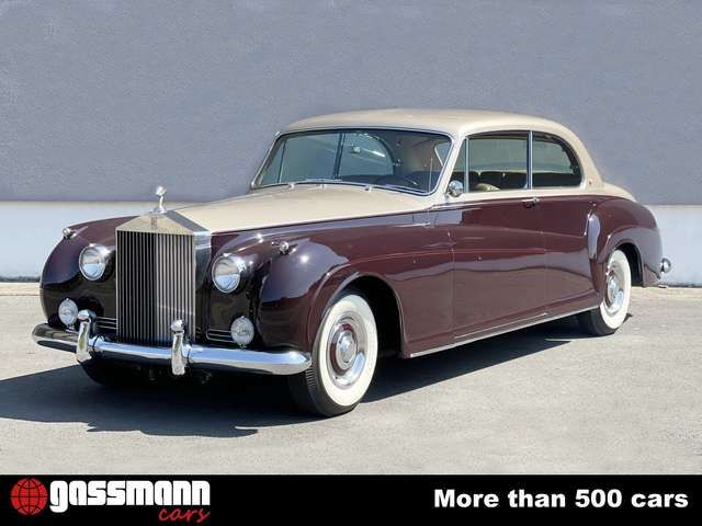 Rolls-Royce Phantom V Saloon Coupe, by James Young Matching