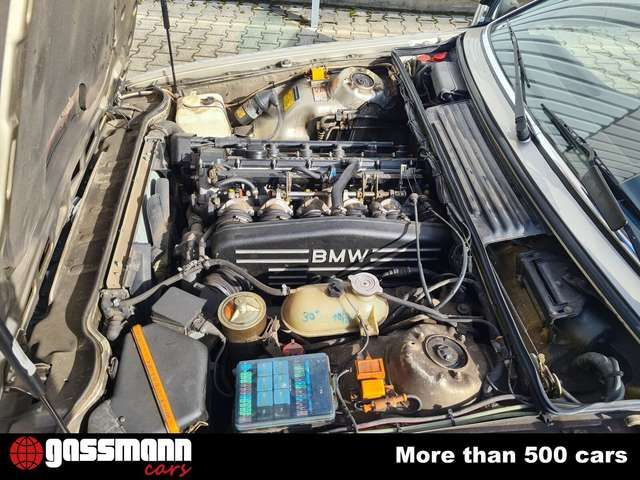 BMW M6 635 CSI, M1 Motor