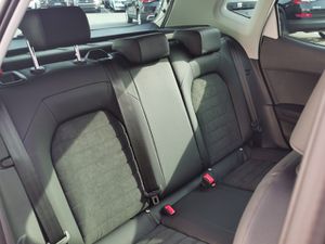 SEAT Arona 1.0 TGI Style Nav ACC PDC BT Sitzhzg 16Alu