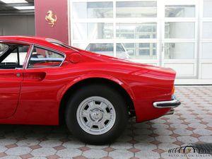 FERRARI 246 GT Dino L-Serie, umfänglich restauriert