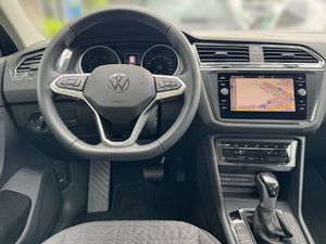 VW Tiguan 2.0 TDI Life DSG AHK STHZ NAVI LED KLIMA 