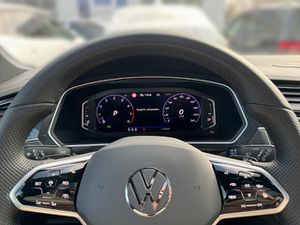 VW Tiguan 1.5 TSI DSG R-LINE 'BLACK STYLE' LED NAVI