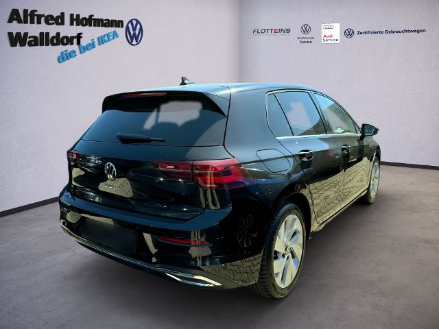 VW Golf VIII 2.0 TDI Style DSG NAVI LED STHZ KLIMA 