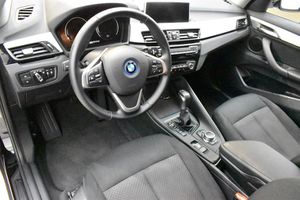 BMW X1 xDrive25e Advantage NEU bei BMW Hofmann