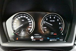 BMW X1 xDrive25e Sport Line PDC+SHZ+wenig KM