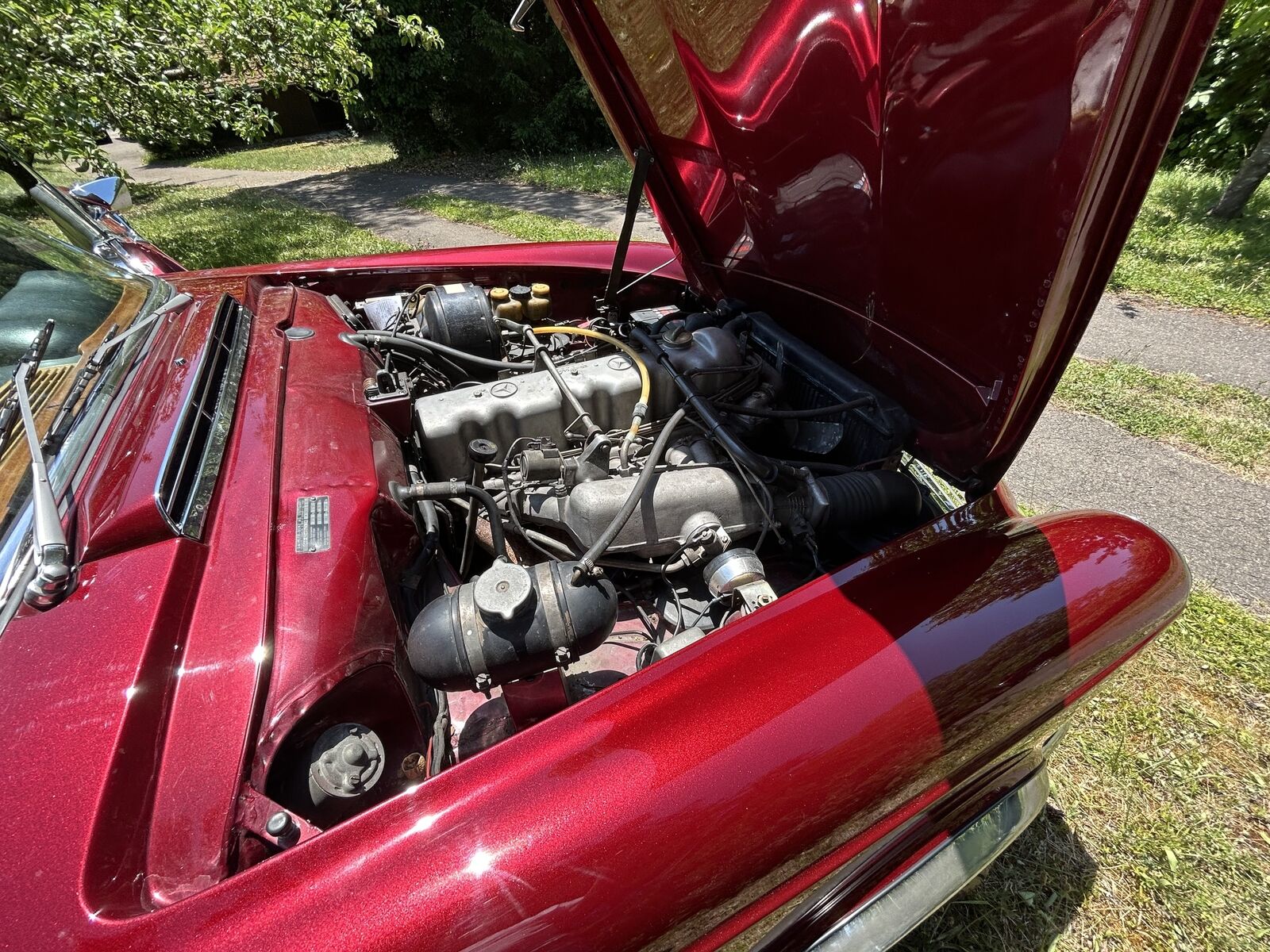 Mercedes-Benz SL 280