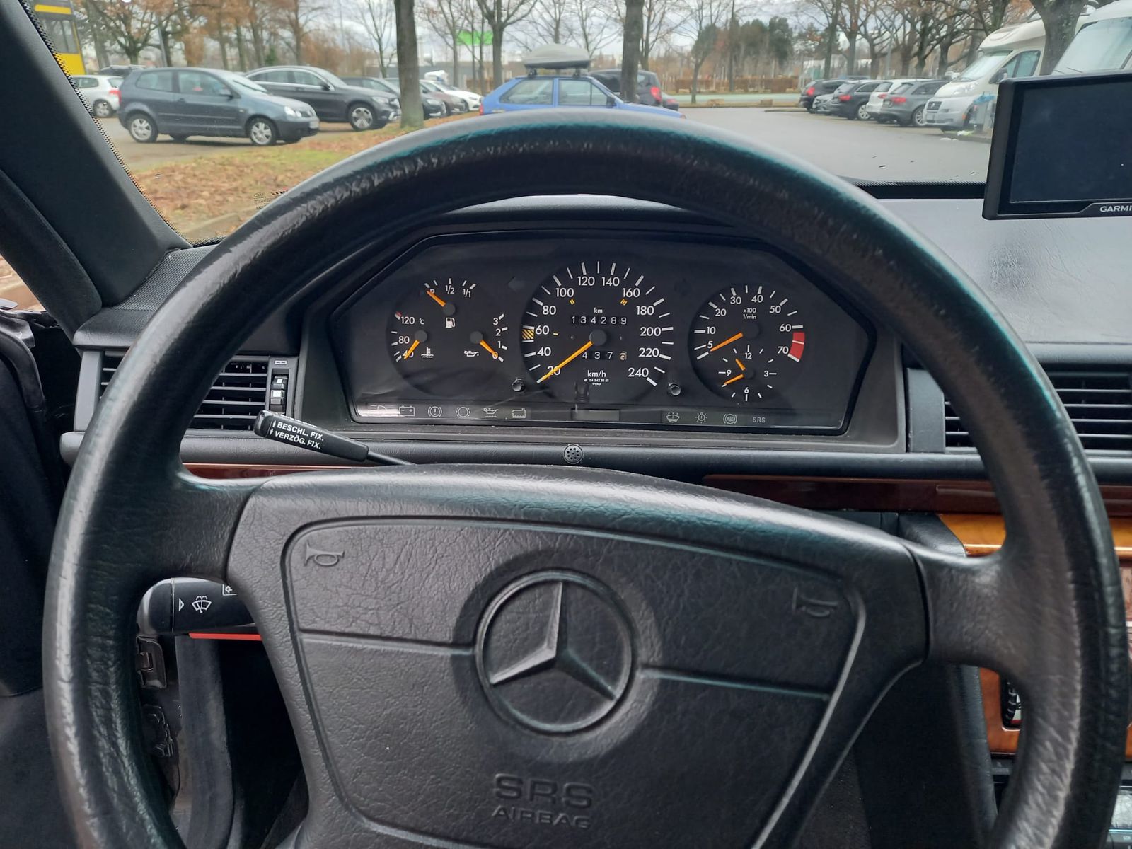 Mercedes-Benz E 220 W124